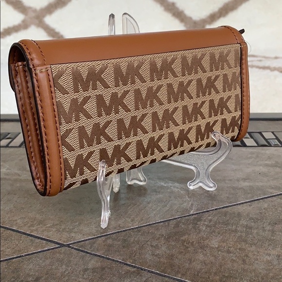 MICHAEL KORS FULTON LG FLP CONTINENTAL WALLET - Picture 5 of 16